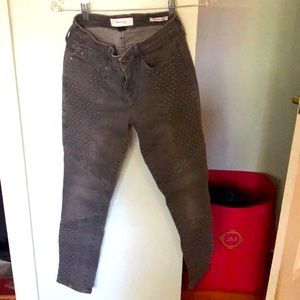 Skinny girl studded ankle jeans